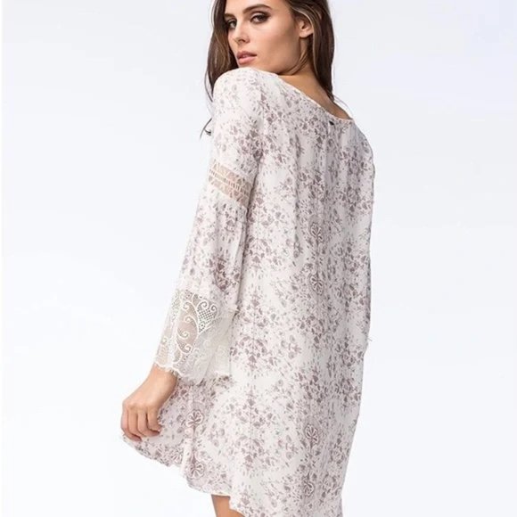 O'Neil Panama Womens Bell Sleeve Tunic Bohemian Floral Mini Dress Size Small - Picture 4 of 12